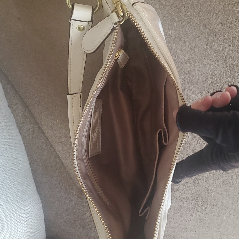 Coach purse - Picture 6 of 8